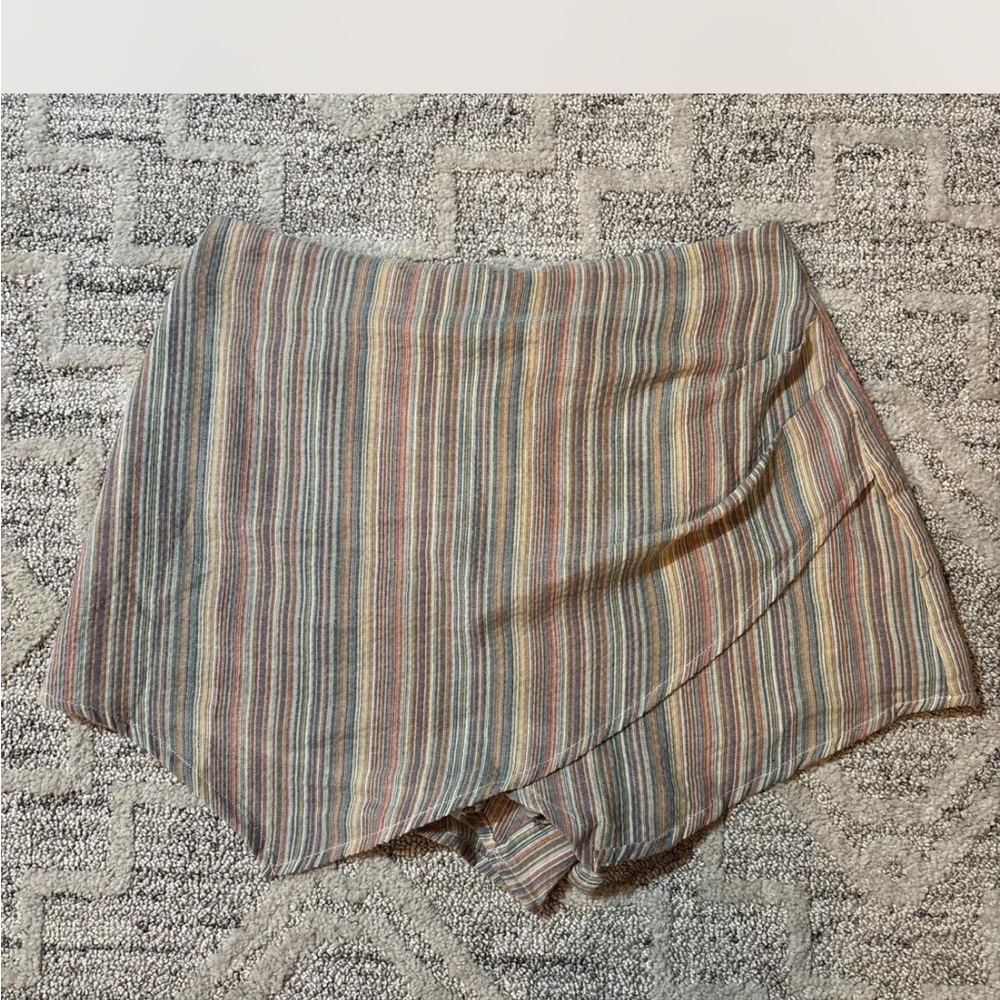 NWT Le Lis Multi-Stripe Wrap Skort in Pastel Hues Size M